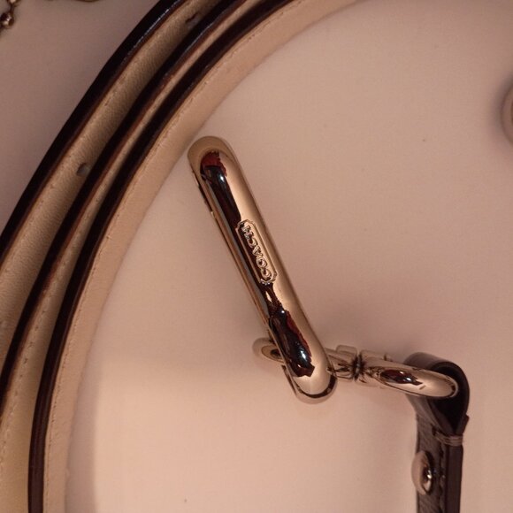 MIXED LOT 25 Pieces Coach & MK Hang Tags Bag Fobs + Replacement Straps - Picture 6 of 9